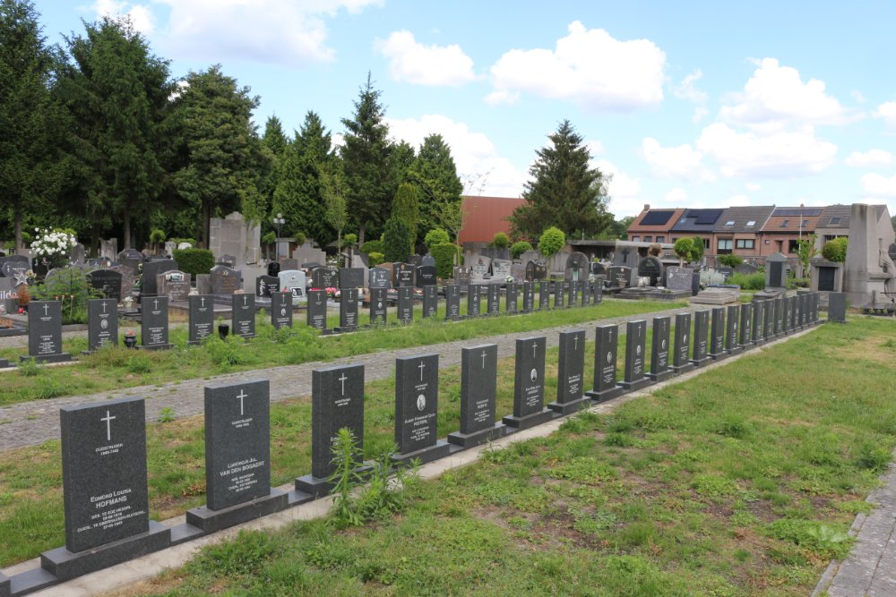 Belgian War Graves Municipal Cemetery Wijnegem #3