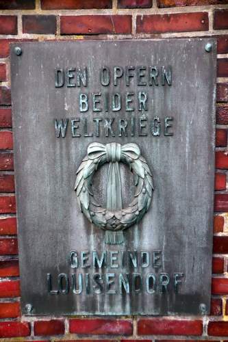 Oorlogsmonument Louisendorf #2