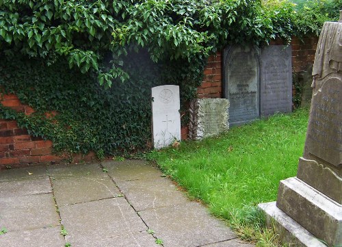 Commonwealth War Grave Kegworth Baptist Chapelyard #1