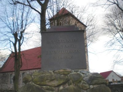 Oorlogsmonument Dahlewitz #3