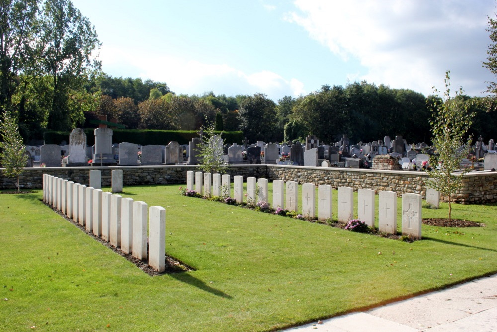 Commonwealth War Graves Bully-les-Mines British Extension #4