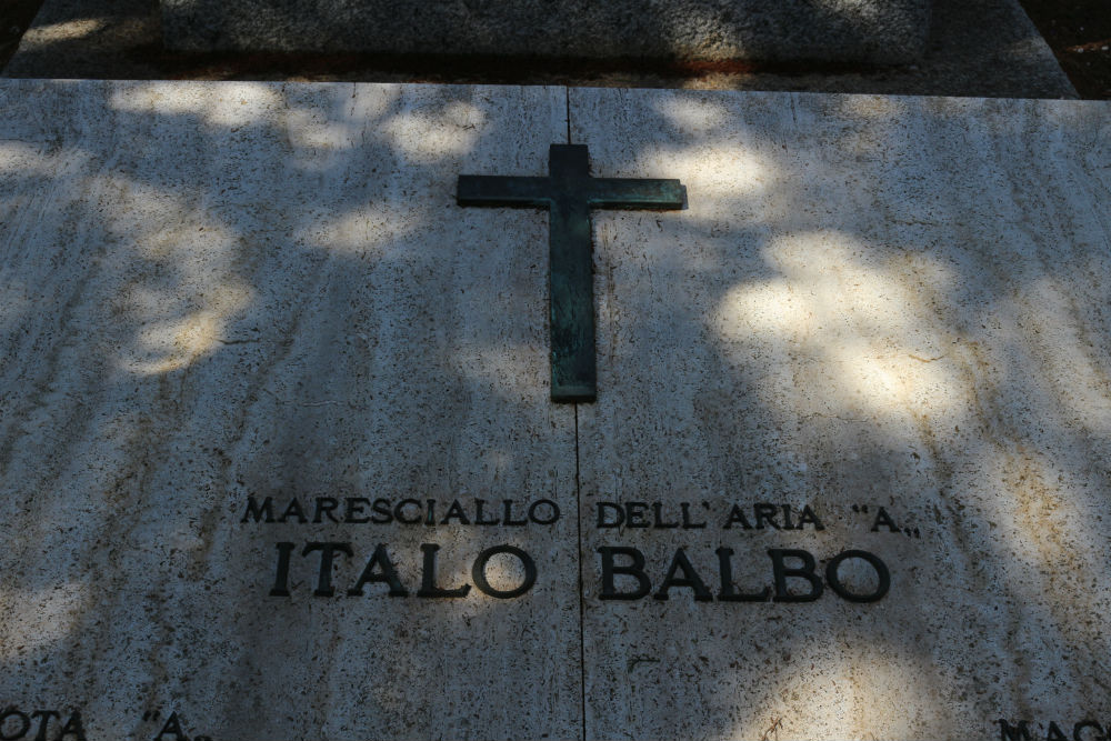 Italiaanse Oorlogsgraven & Herdenkingsmuur Orbetello #4