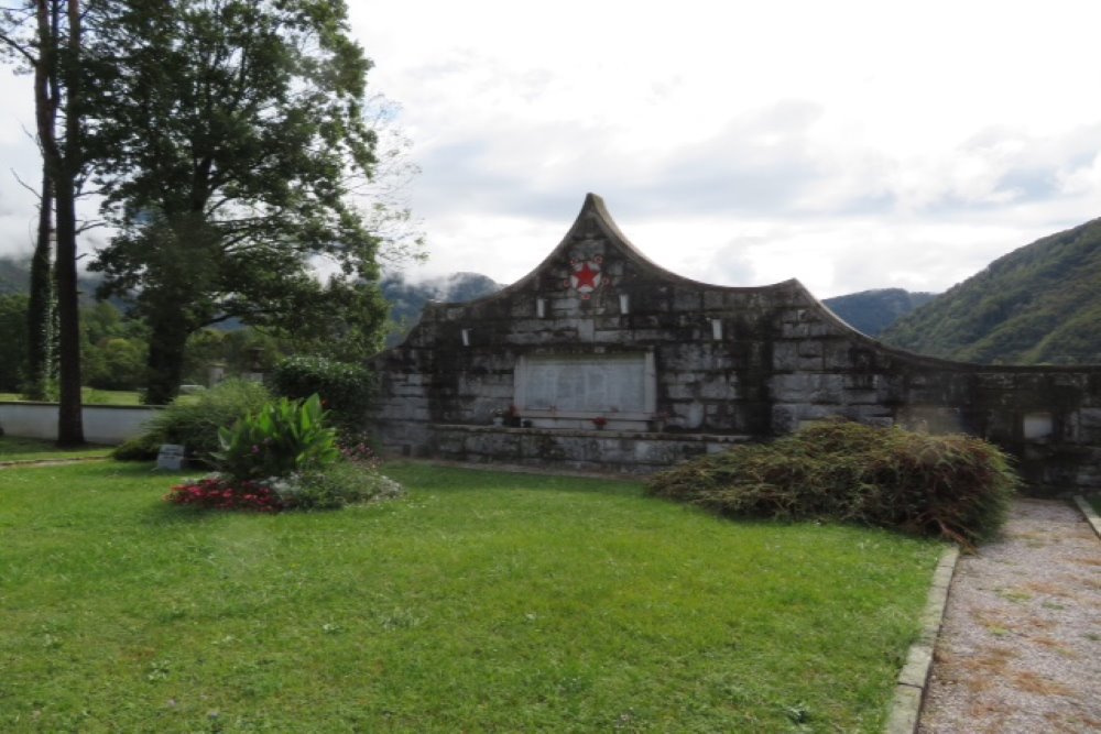 Tolmin Cemetery #1