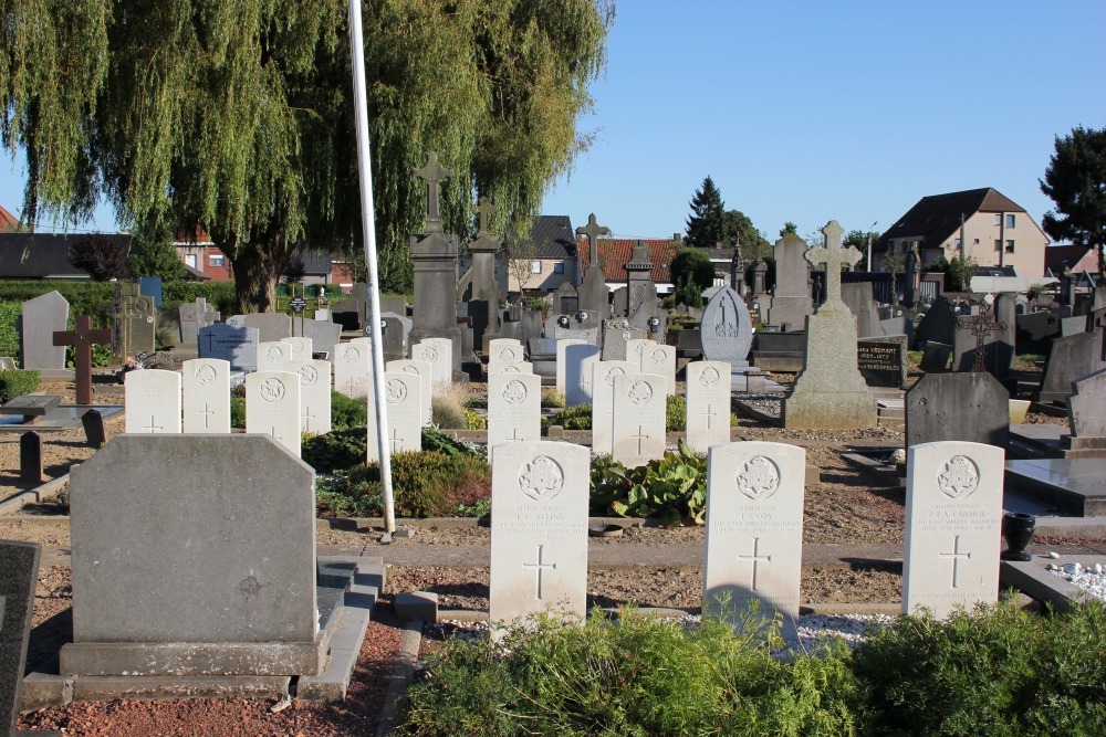 Commonwealth War Graves Avelgem #2