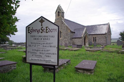 Oorlogsgraf van het Gemenebest St. Ederyn Churchyard #1