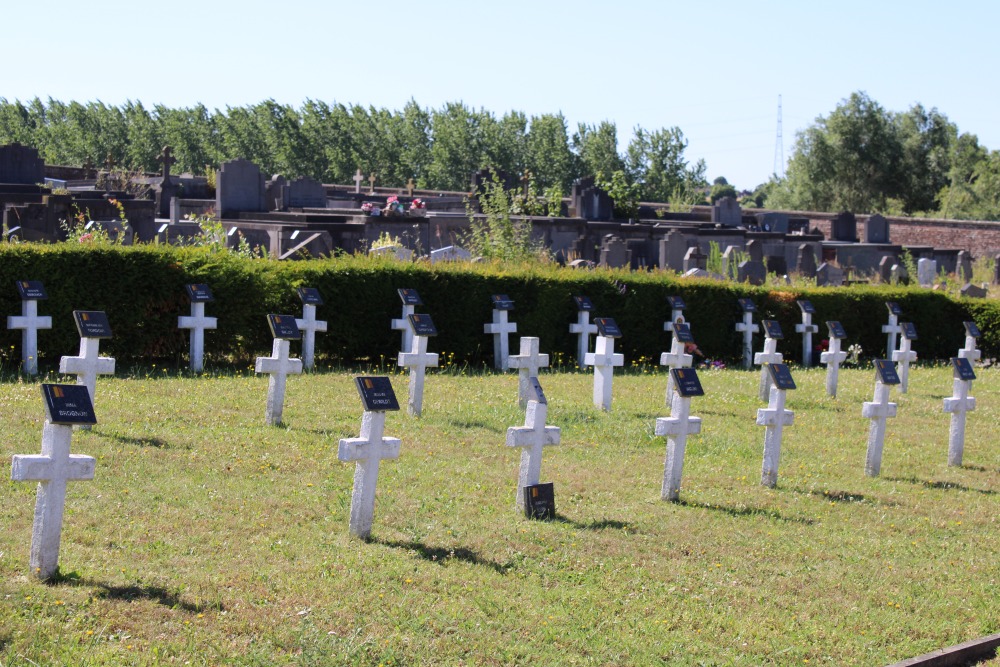 Belgian Graves Veterans Luttre #2