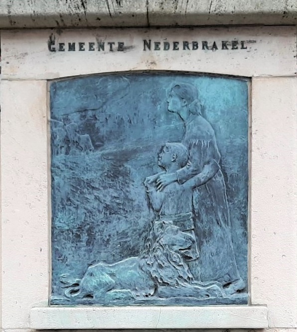 Oorlogsmonument Nederbrakel #5