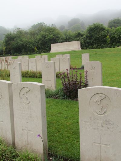 Commonwealth War Graves Saint James’s Cemetery #5