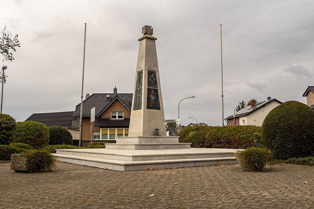 War Memorial Stockheim #1