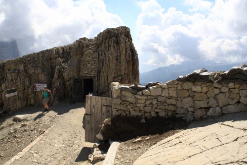 Trenches on the Lagazoui