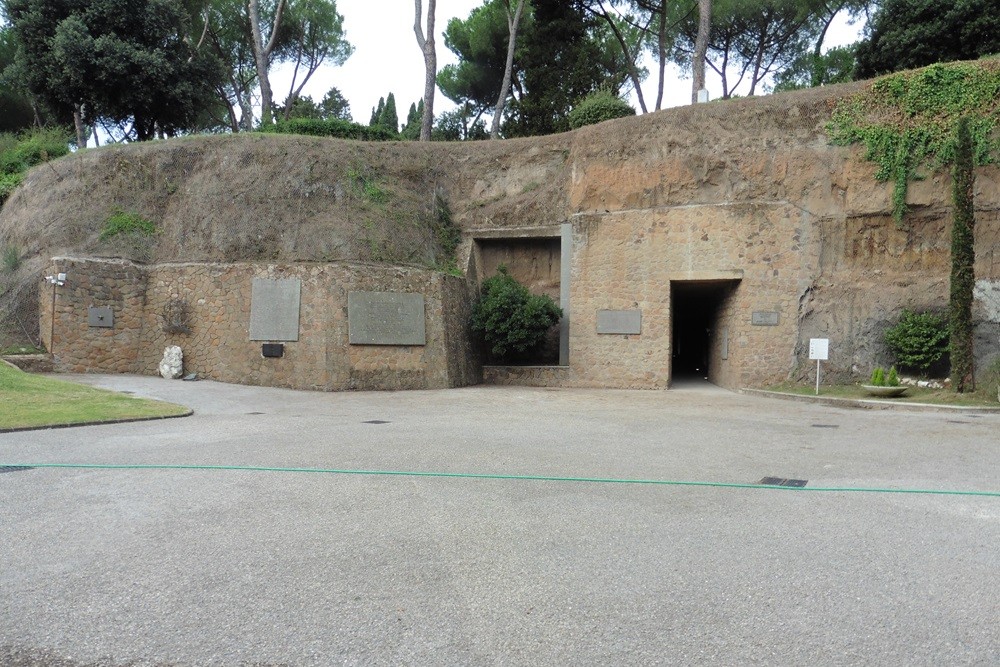 Monument Massamoord Fosse Ardeatine