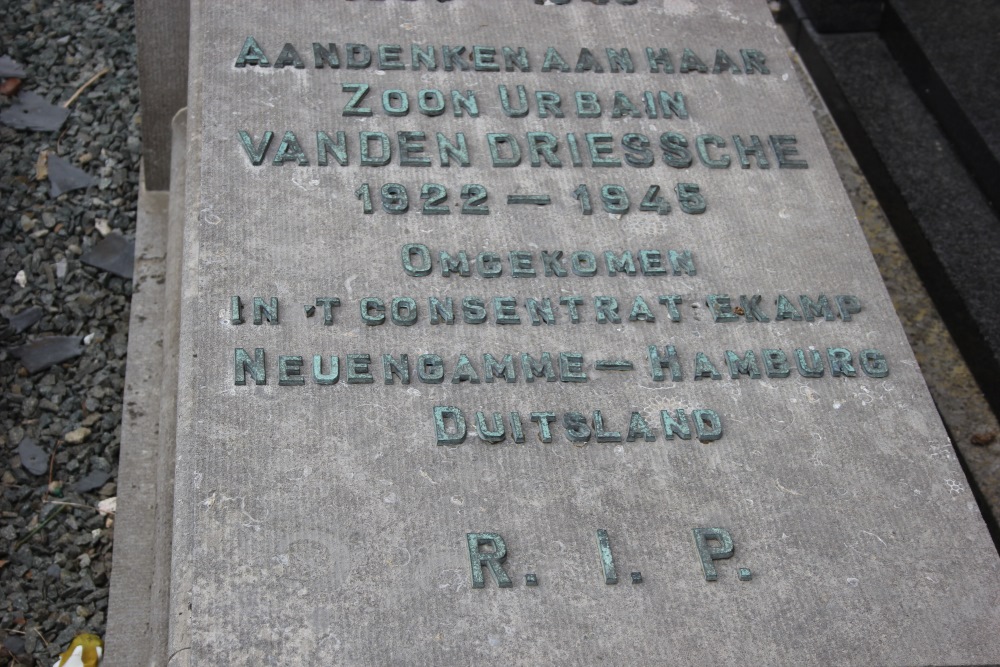 Belgische Oorlogsgraven Woubrechtegem #2