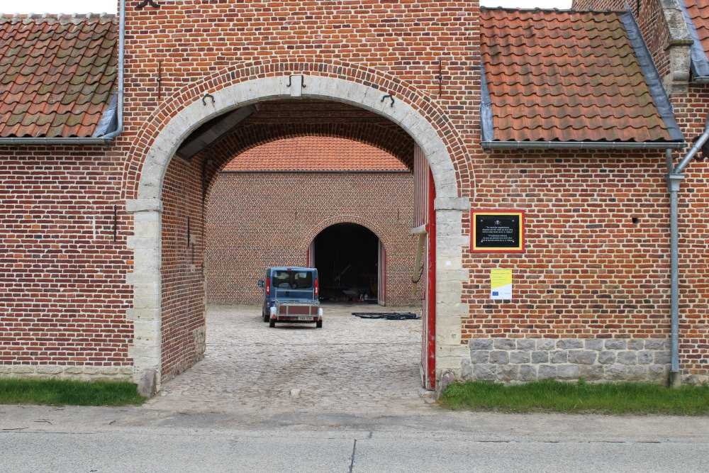 Gedenkteken Hoeve Lt. A. Halleux #1