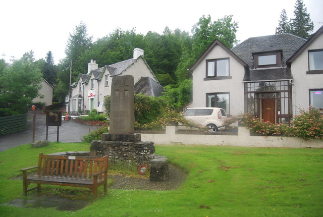 Oorlogsmonument Lochearnhead #1