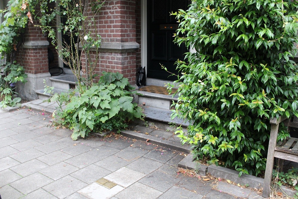 Stolpersteine Valeriusstraat 68 #4