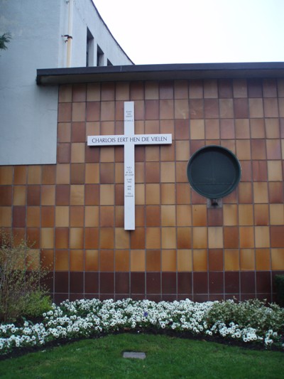 Monument Slachtoffers 6 Mei 1945 Charlois #4