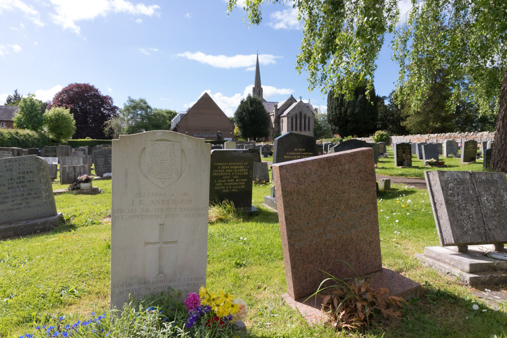 Oorlogsgraven van het Gemenebest St. Martin Churchyard #4