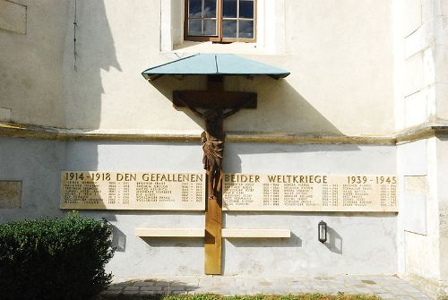 War Memorial Stoitzendorf #1