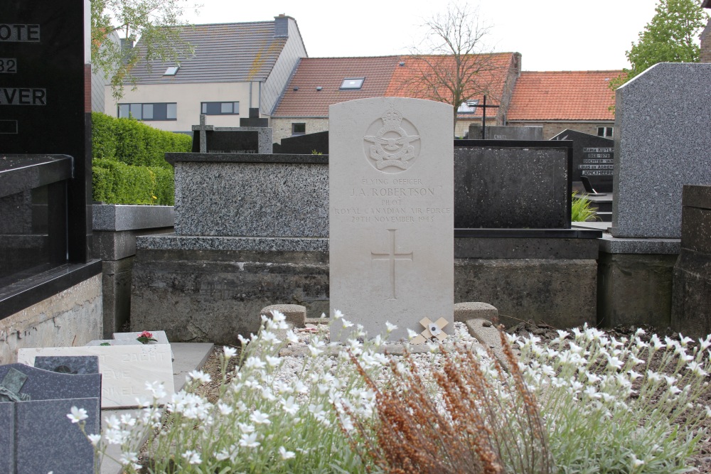 Commonwealth War Grave Pervijze #2