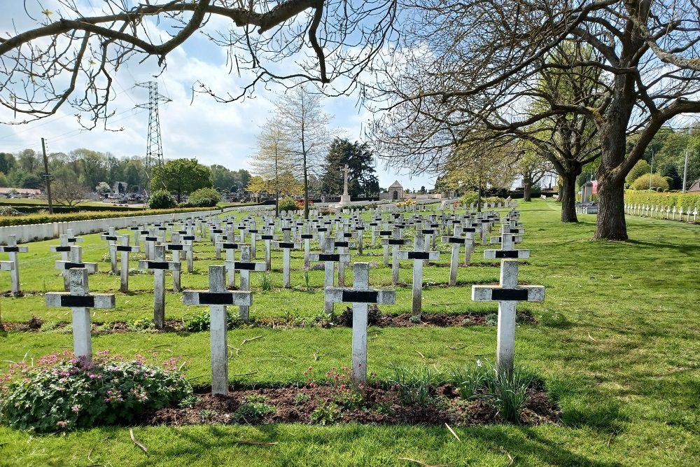 Commonwealth War Cemetery St. Omer Souvenir Longuenesse #3