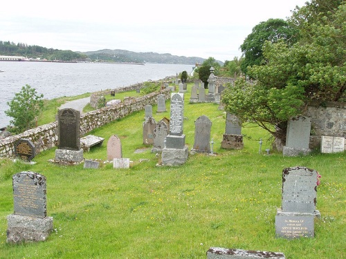 Commonwealth War Graves Lochinver Cemetery