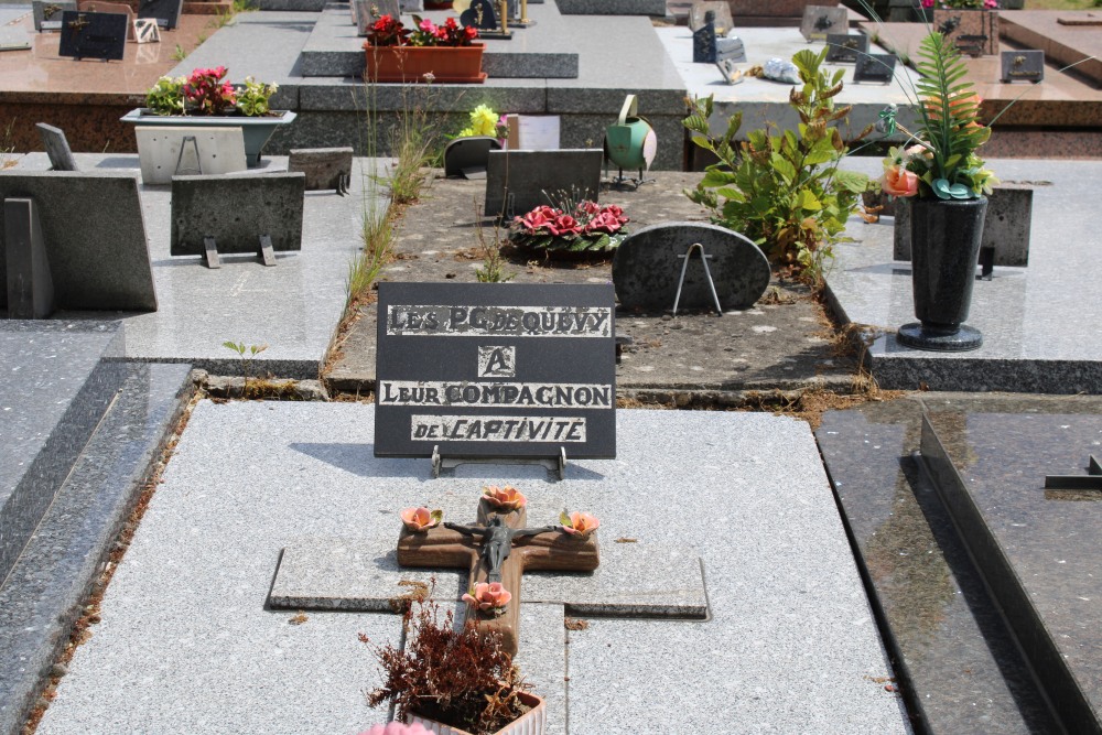 Belgian Graves Veterans Quévy-le-Grand #4