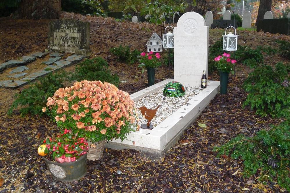 Dutch War Graves (Rusthof)