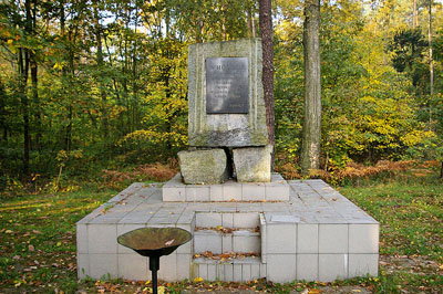 Monument Massaexecuties Zgierz #1