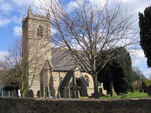 Commonwealth War Grave St. Nicholas Churchyard