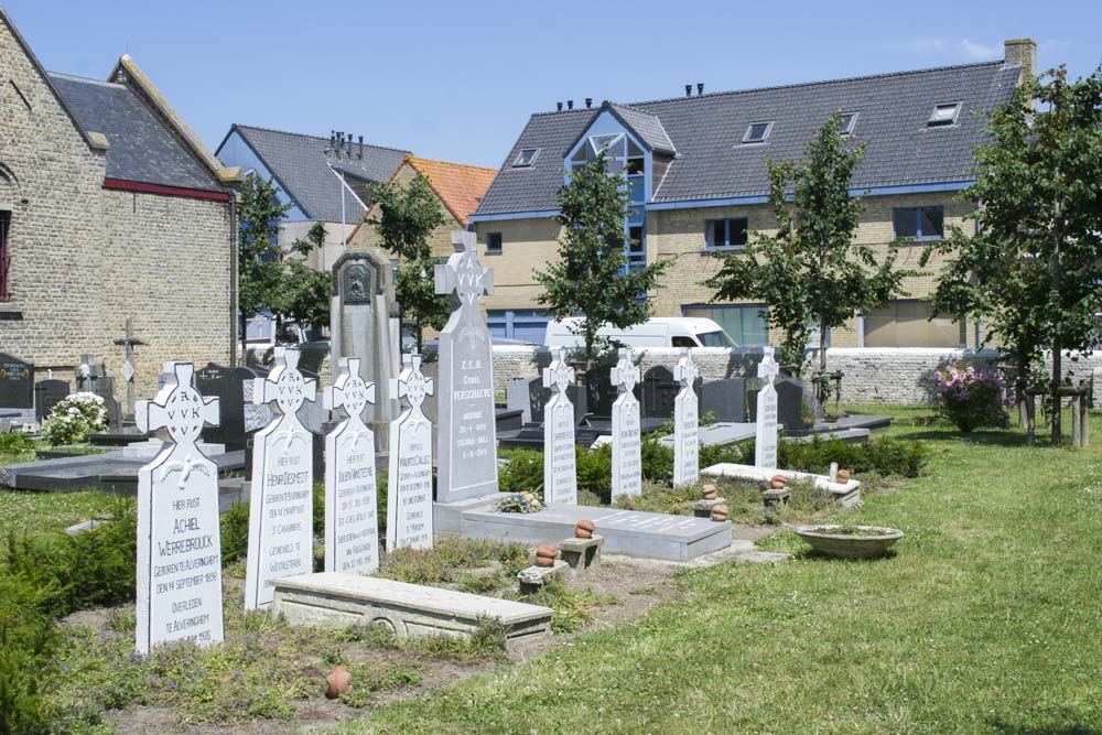 Grave Cyriel Verschaeve Alveringem #1