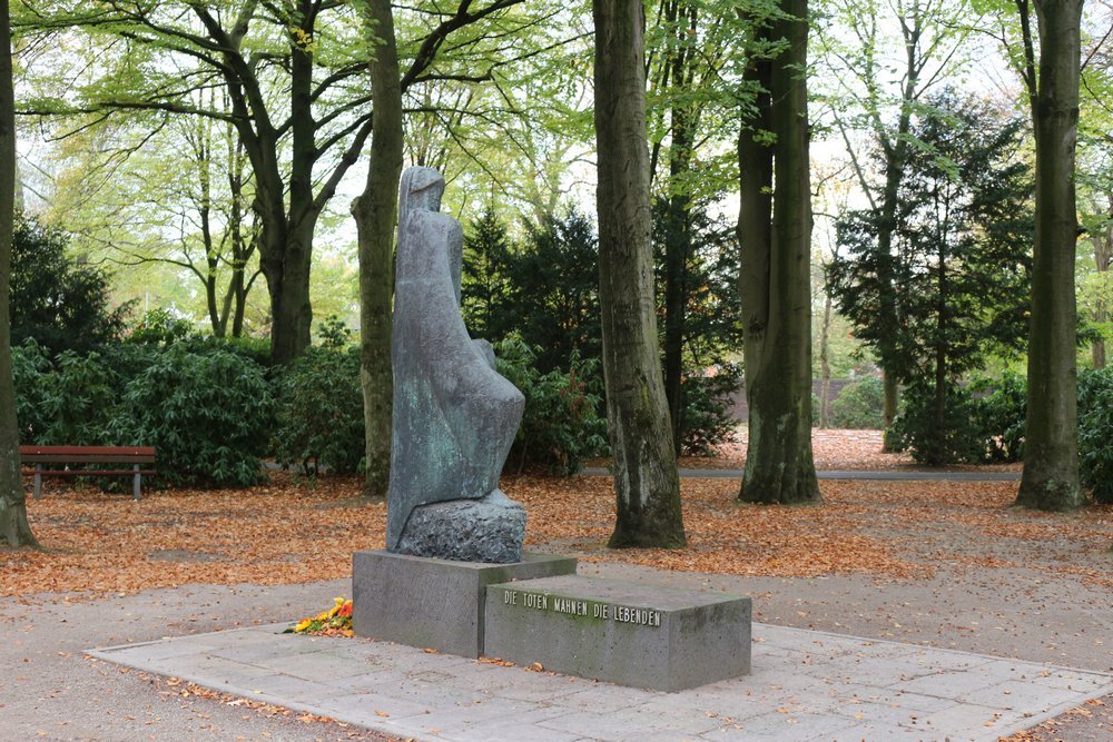 Oorlogsmonument Waldfriedhof