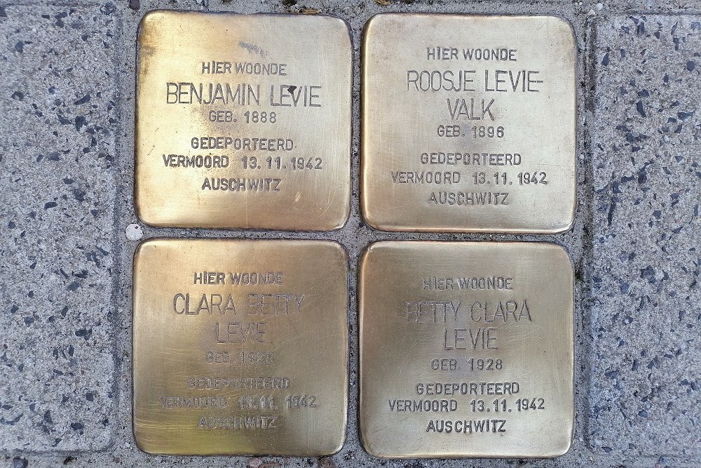 Stolpersteine Woldstraat 48