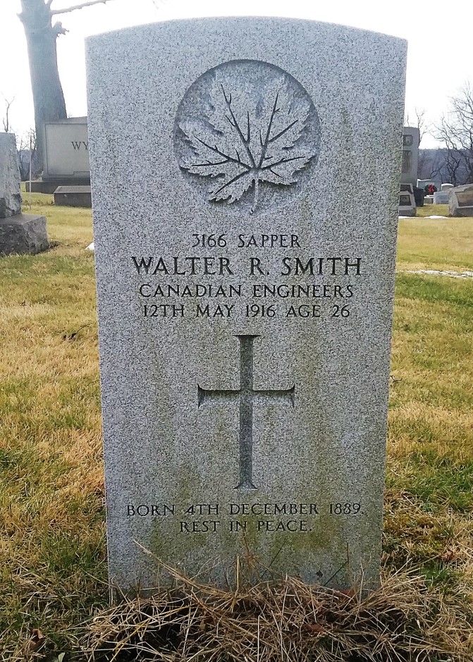 Commonwealth War Grave Oak Grove Cemetery