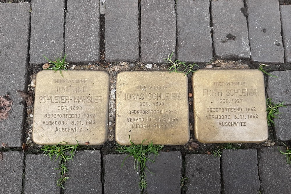 Stumbling Stones Dautzenbergstraat 33