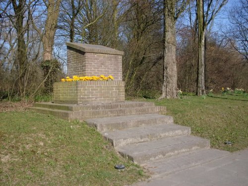 Monument Oudstrijders Ieper #1