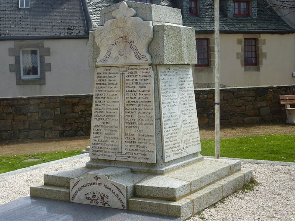 War Memorial Plougasnou #1