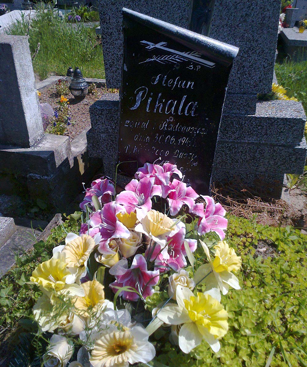 Graves Victims Radogoszcz Prison