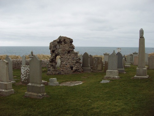 Oorlogsgraf van het Gemenebest St. Combs Old Churchyard