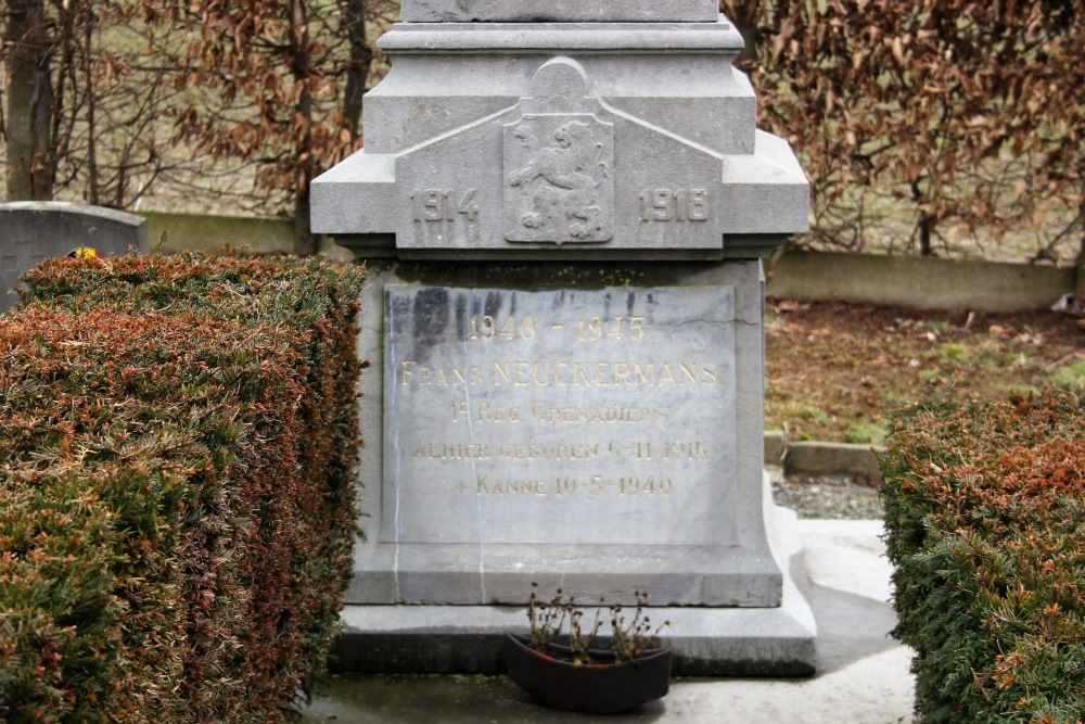 War Memorial Cemetery Essene #2