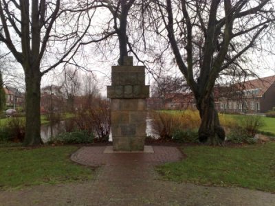 Oorlogsmonument Schipluiden #1