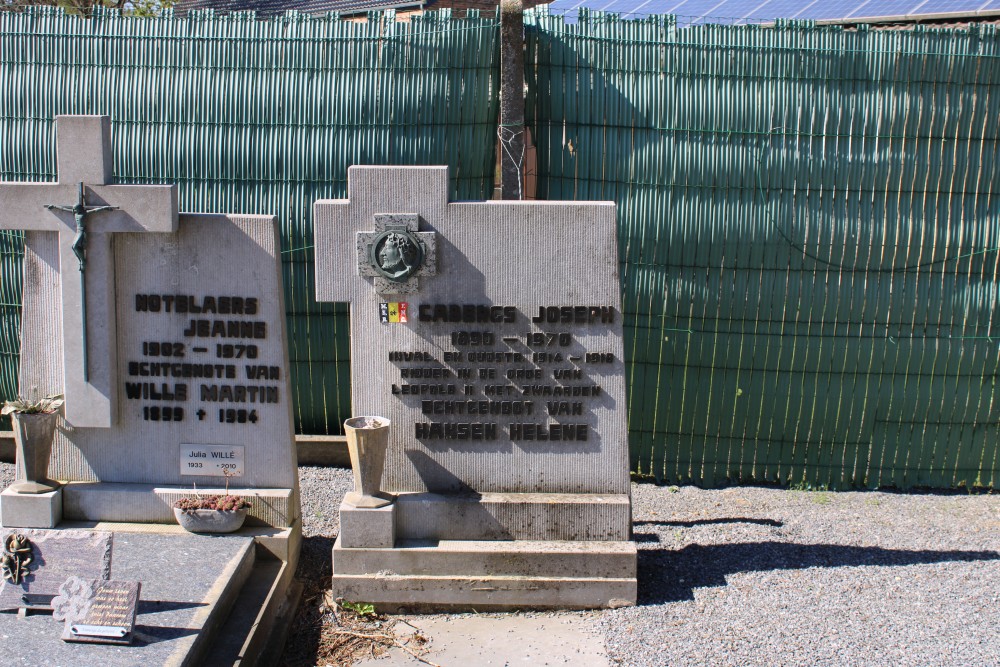 Belgian Graves Veterans Vreren #1