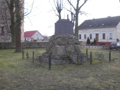 Oorlogsmonument Dahlewitz #2