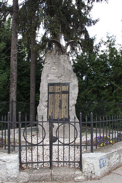 Oorlogsmonument Hirtenberg #1