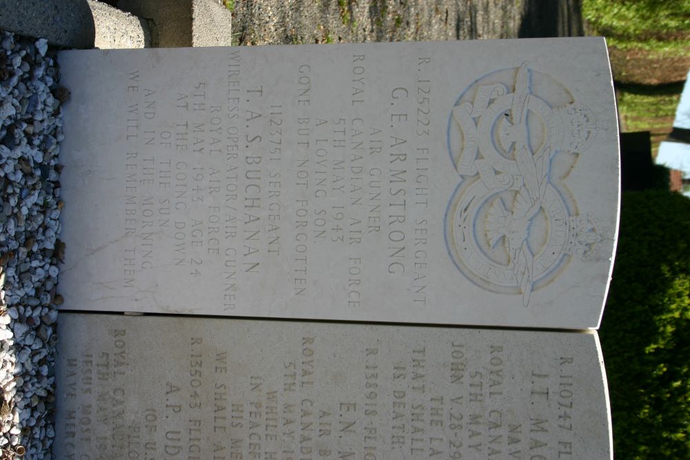 Commonwealth War Graves General Cemetery Vlagtwedde #3