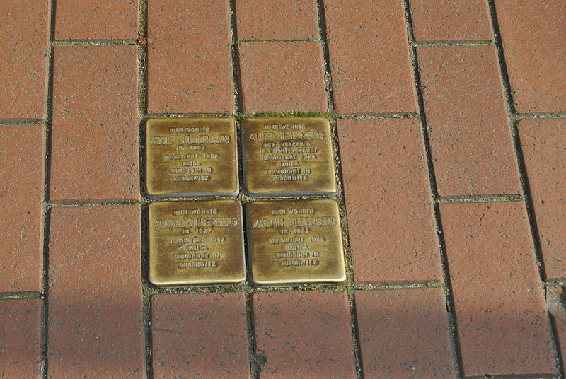 Stolpersteine Gelderstrae 22 #1