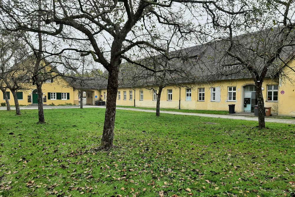 Herb Garden Die Plantage Dachau #3