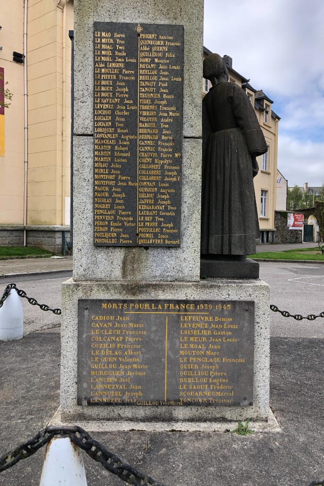 Oorlogsmonument Carhaix #3