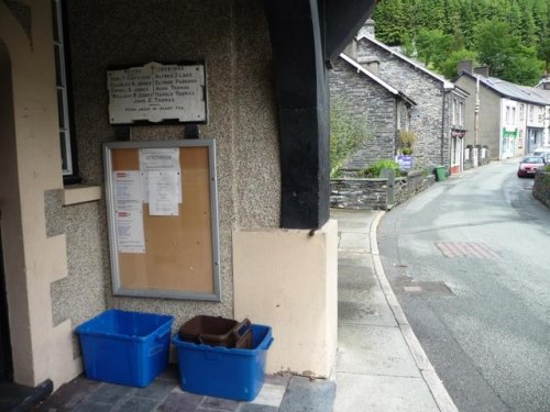 Oorlogsmonument Corris #2