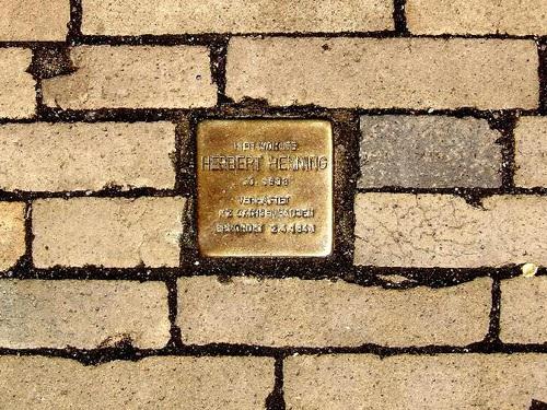 Stolperstein Waitzstrae 58