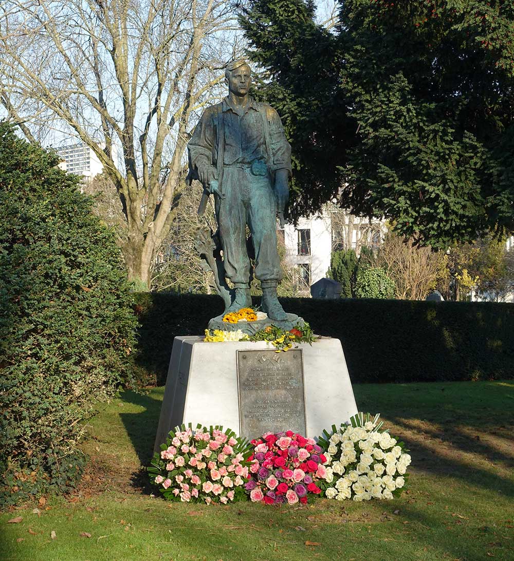 Monument Sovjet Partizanen Parijs